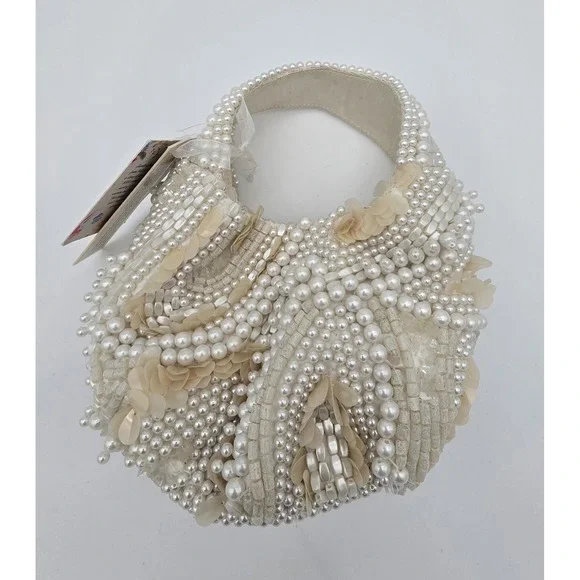 Cream, Ivory, And White Handcrafted In India Beaded Bag NWT - Picture 2 of 4